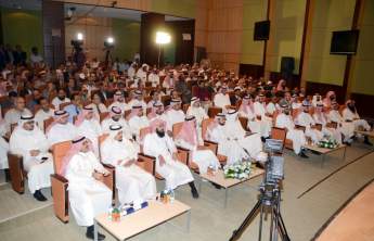 الجامعة تنظم ورشة عمل حول الاعتماد الأكاديمي