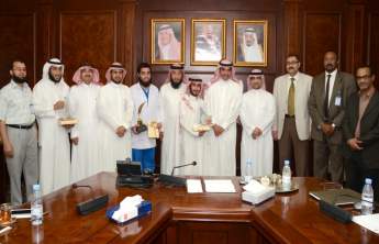 Rector Honors Winner Students in 6th Scientific Conference in Jeddah