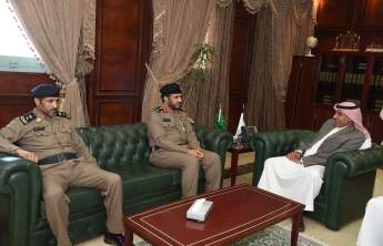 Rector Receives Head of Civil Defense in Al-Kharj  