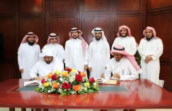 The Research Institute Signs a Cooperation Agreement with Al Waqf Charitable Society