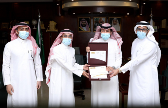 Rector Receives the Annual Report of Scientific Research Deanship