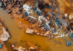 تصنيع مواد مركبة من المبلمرات الجيولوجية ذاتية الإصلاح