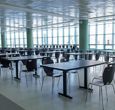 المطعم المركزي