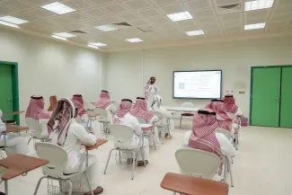 طلاب الجامعة طلاب الجامعة
